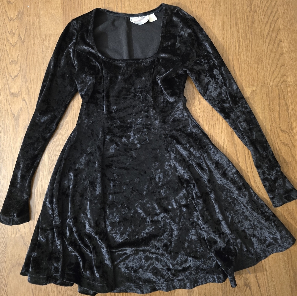 Women's S Black Velvet Dress